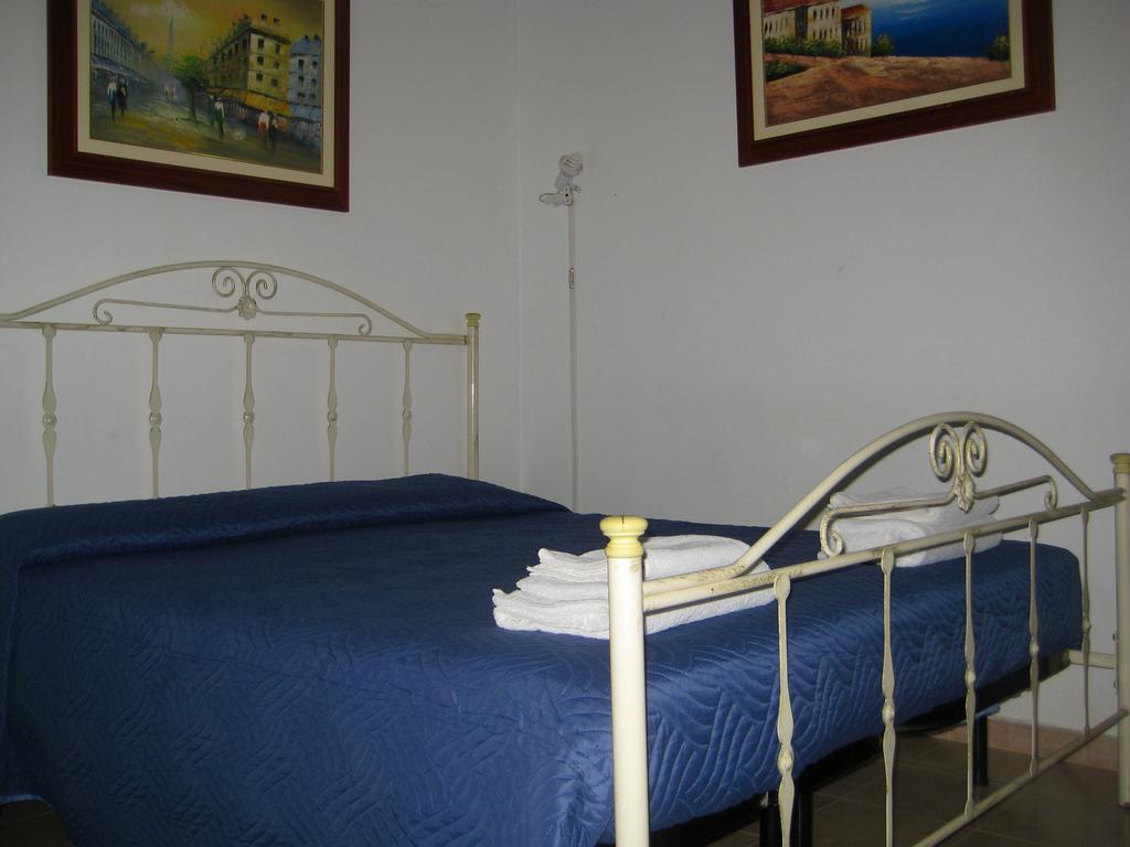 Agriturismo Calamosche Hotel Noto Luaran gambar